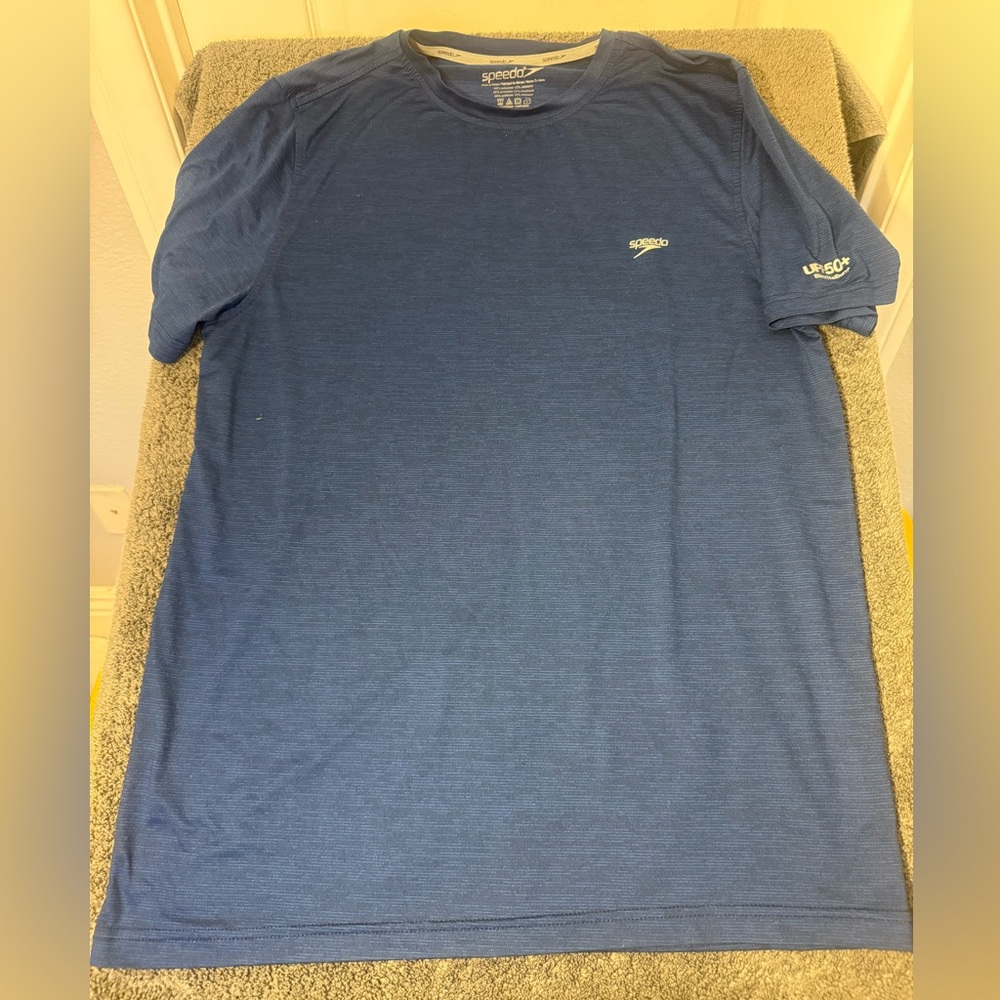 Speedo Men's Navy Short‎ Sleeve Tee- Size L